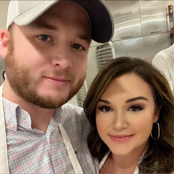 Meet your Posher, Lauren - Picture 1 of 1